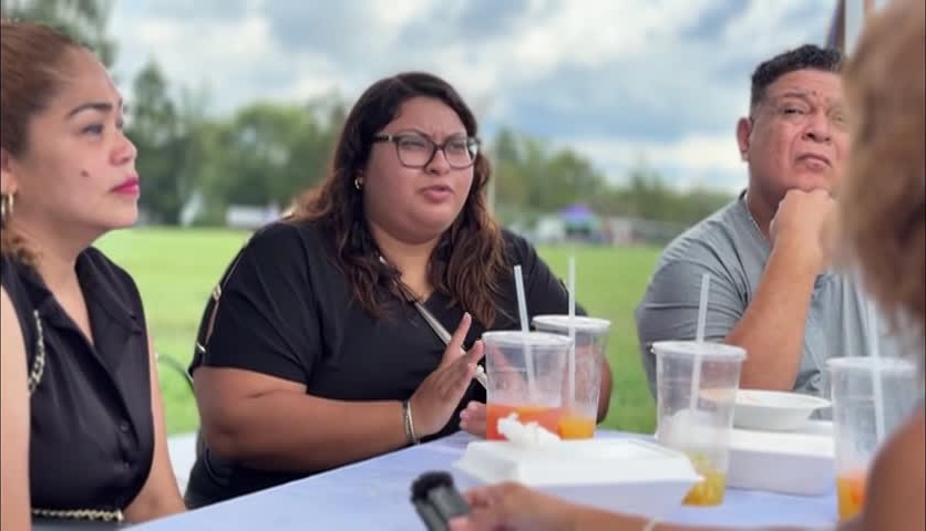Hispanic voters weigh immigration, economy at a Virginia Latino festival
