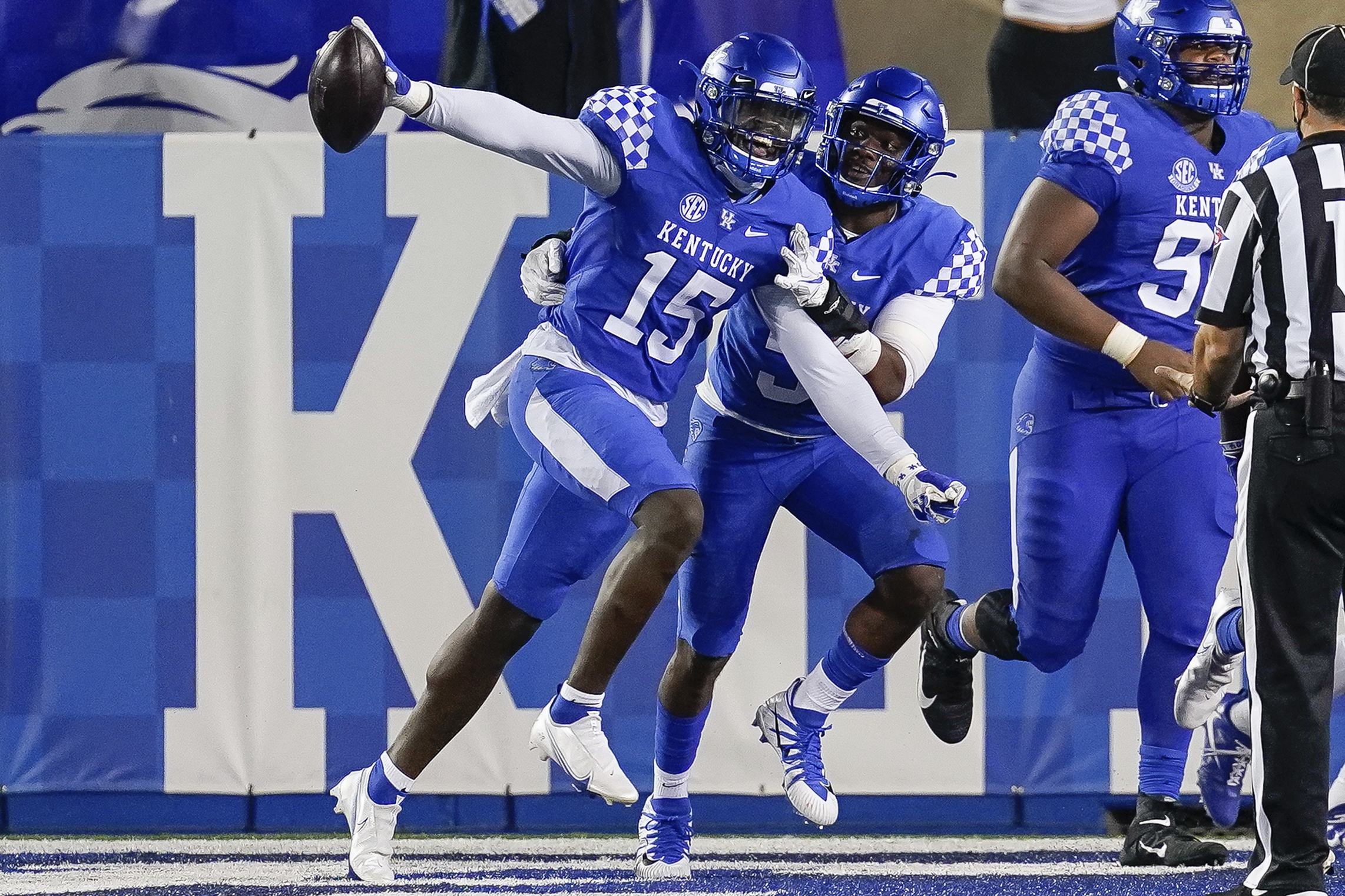 Mississippi St Kentucky Football