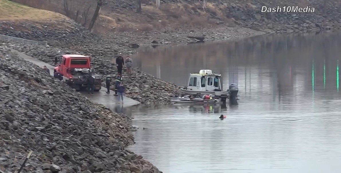 Cumberland River Truck Recovery_DASH10_12-5-22.jpg