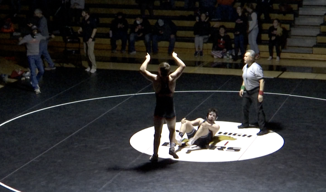 Senior West Wrestle 21.png
