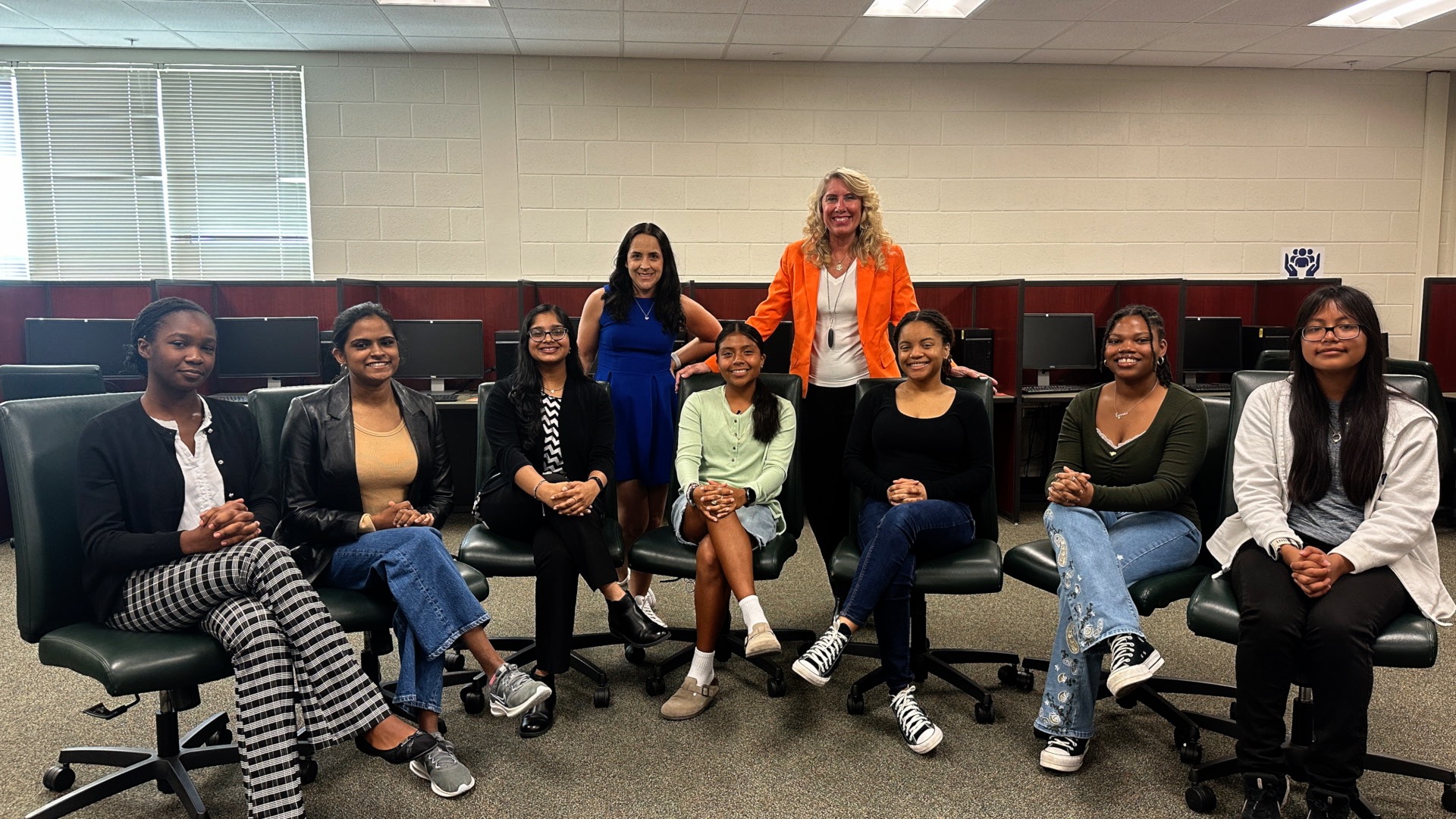 Kaitlin Knapp, Denise Spence and STEM students