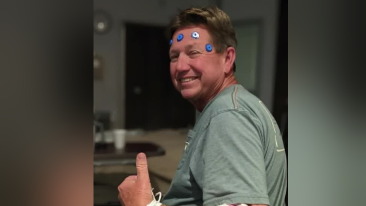 Beloved Port Aransas teacher Thom Driver dies at 61 - Vimarsana News