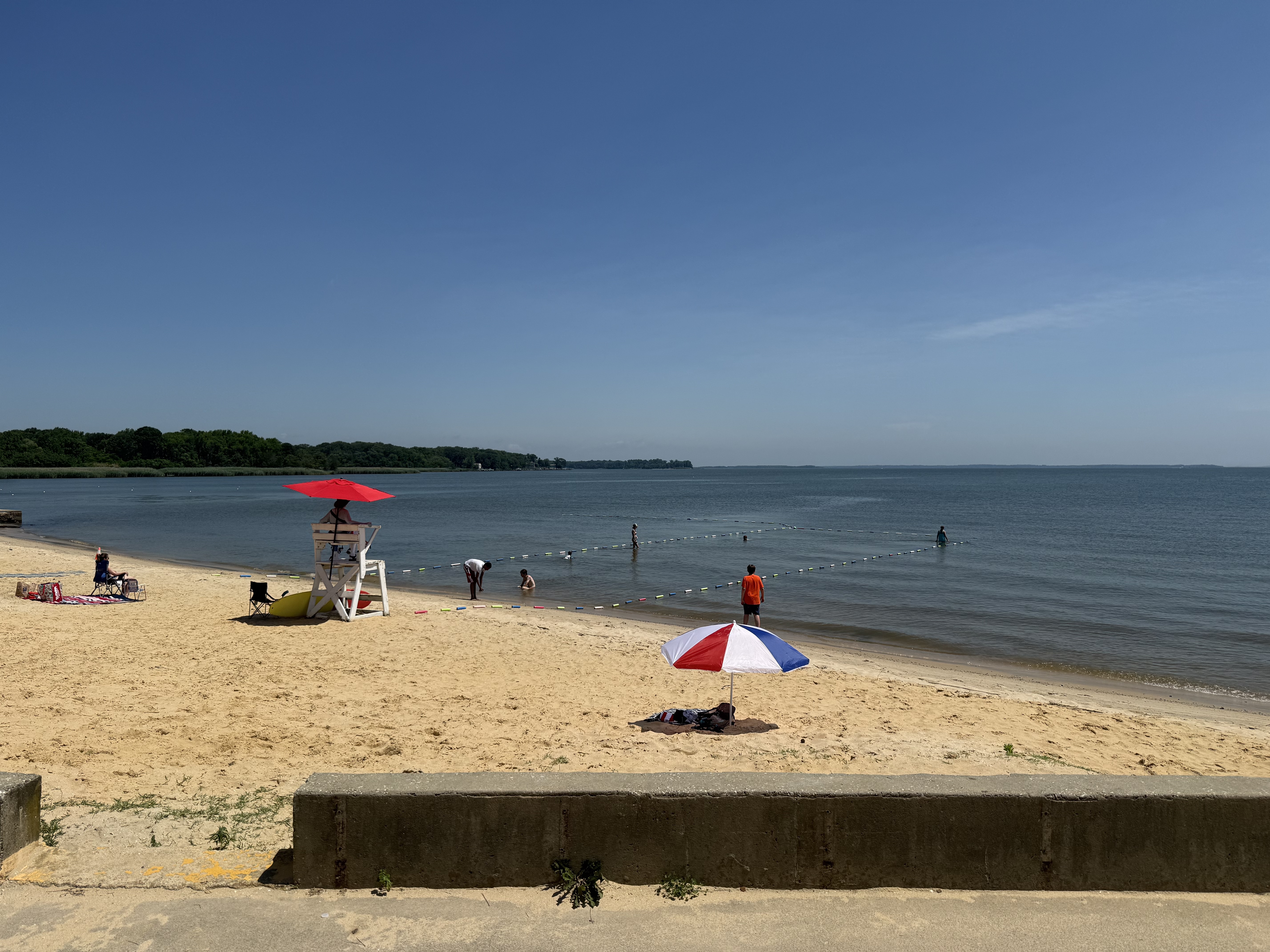 SANDY POINT PARK BEACH