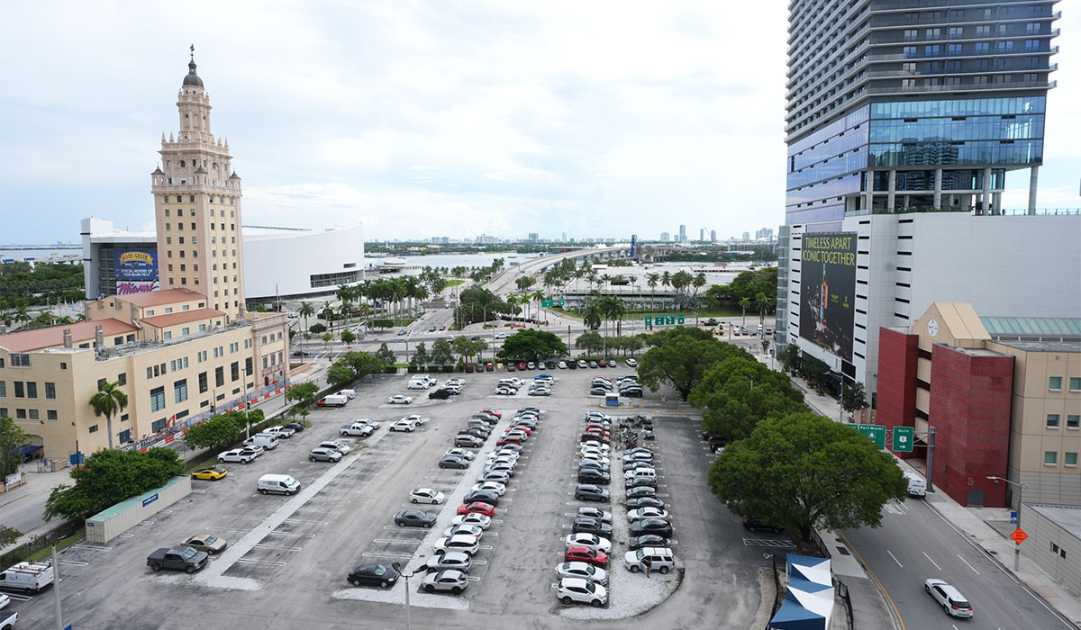 Miami Dade College parking lot 