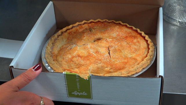 Mama's Kitchen's holiday pies fund meals for critically ill San Diegans