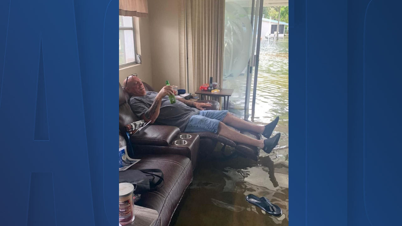 Weeki Wachee man goes viral for 'reclining' in hurricane floodwaters