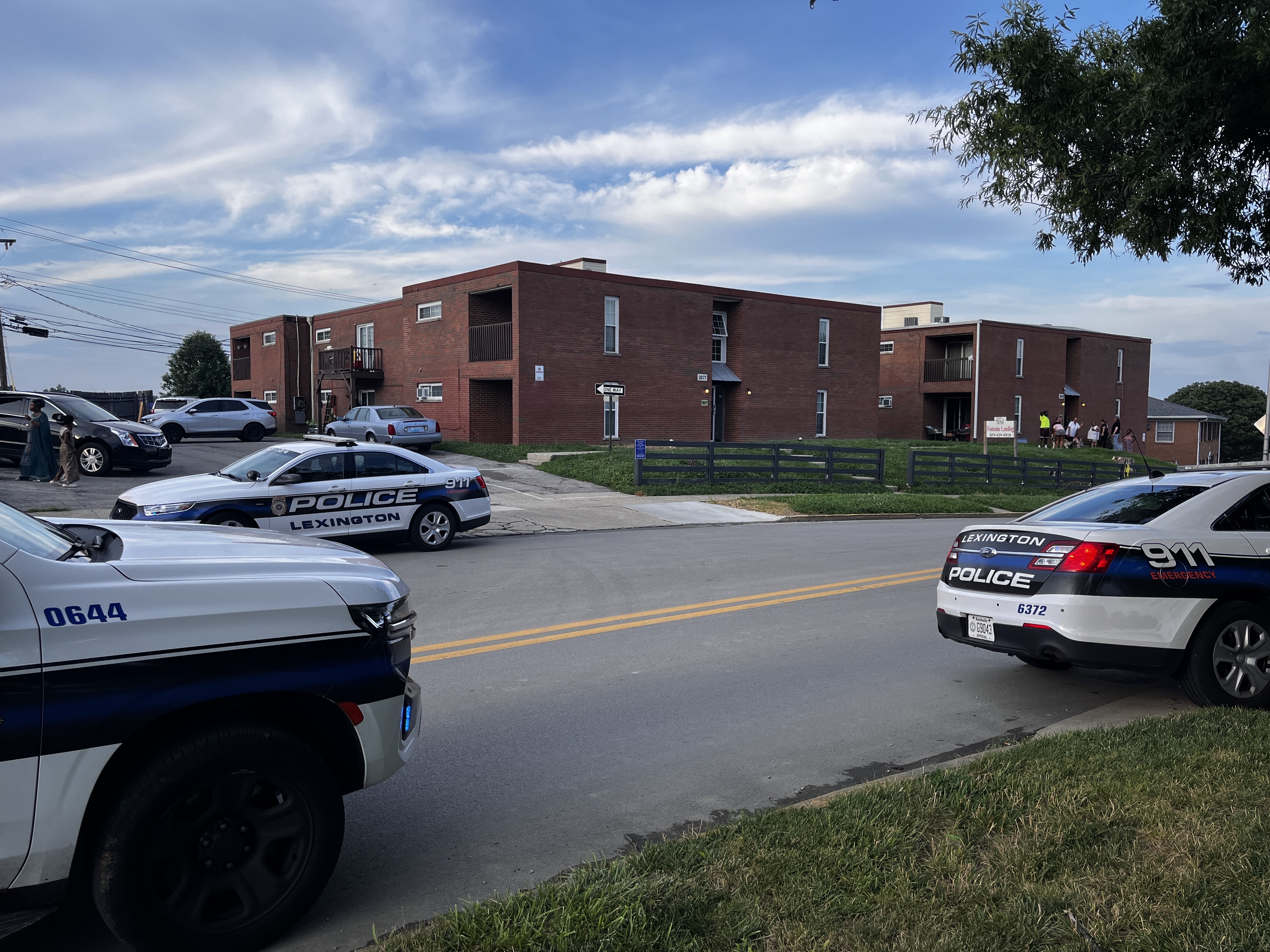 LEX 18 on the scene of a potential barricade situation