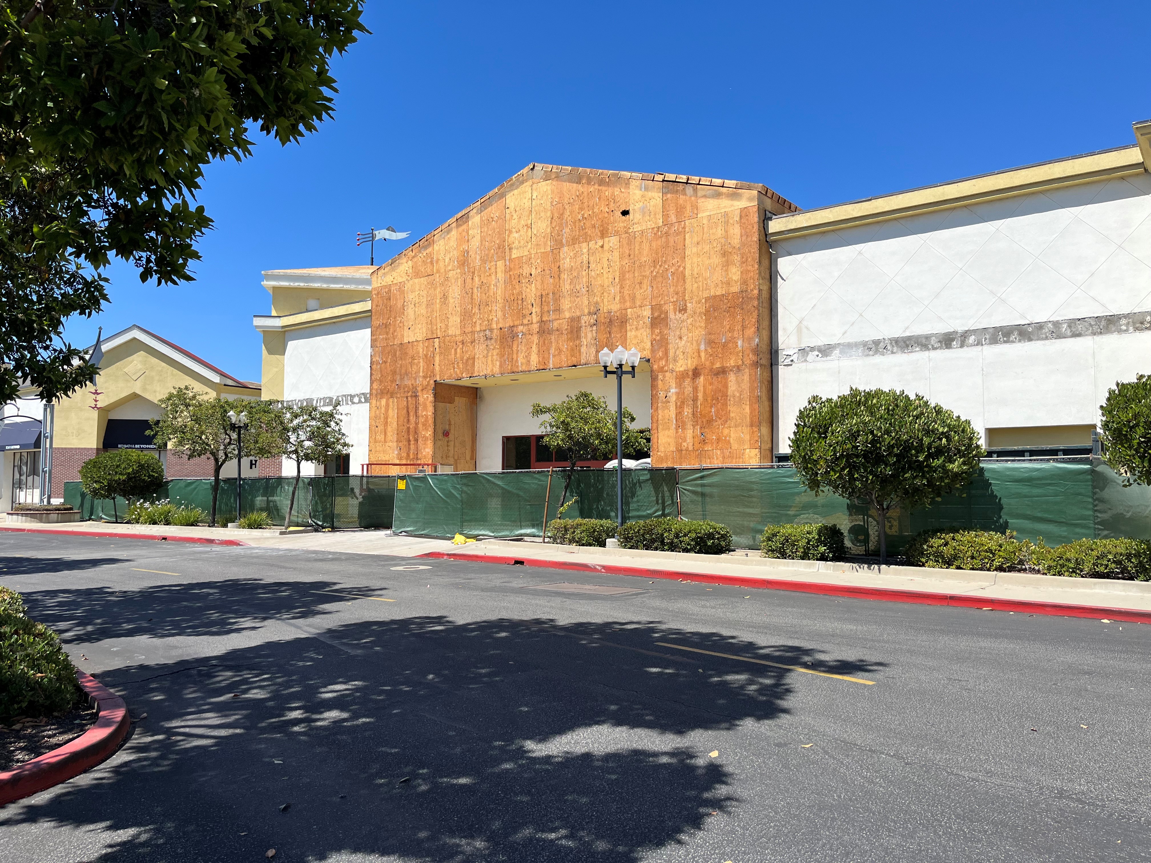 Nordstrom Rack construction.jpg