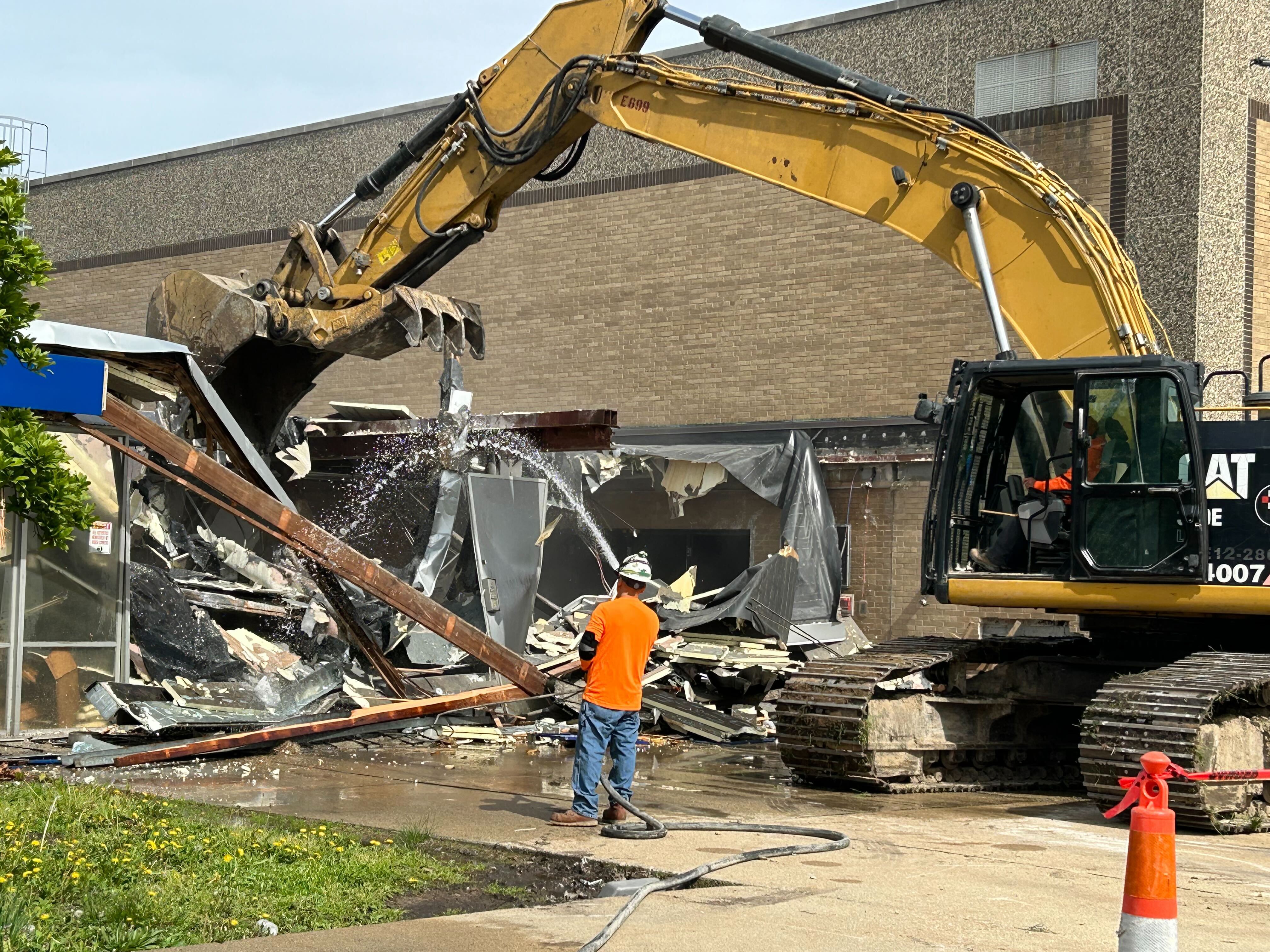 SWOC demolition in south Lansing