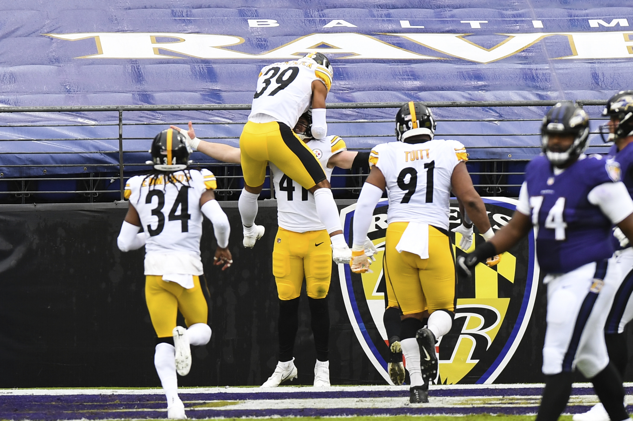 Steelers Ravens Football