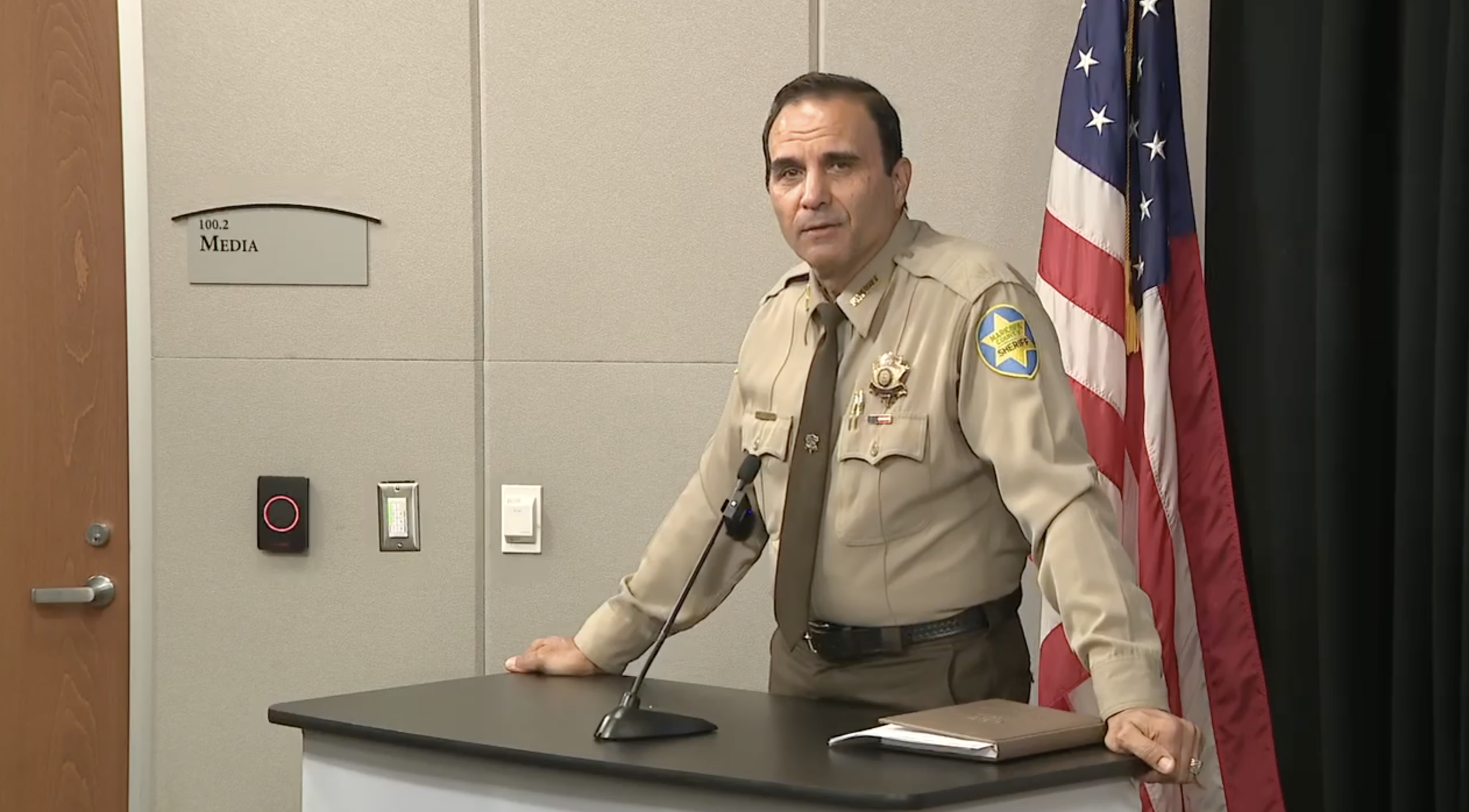 MCSO Sheriff Paul Penzone announces retirement 
