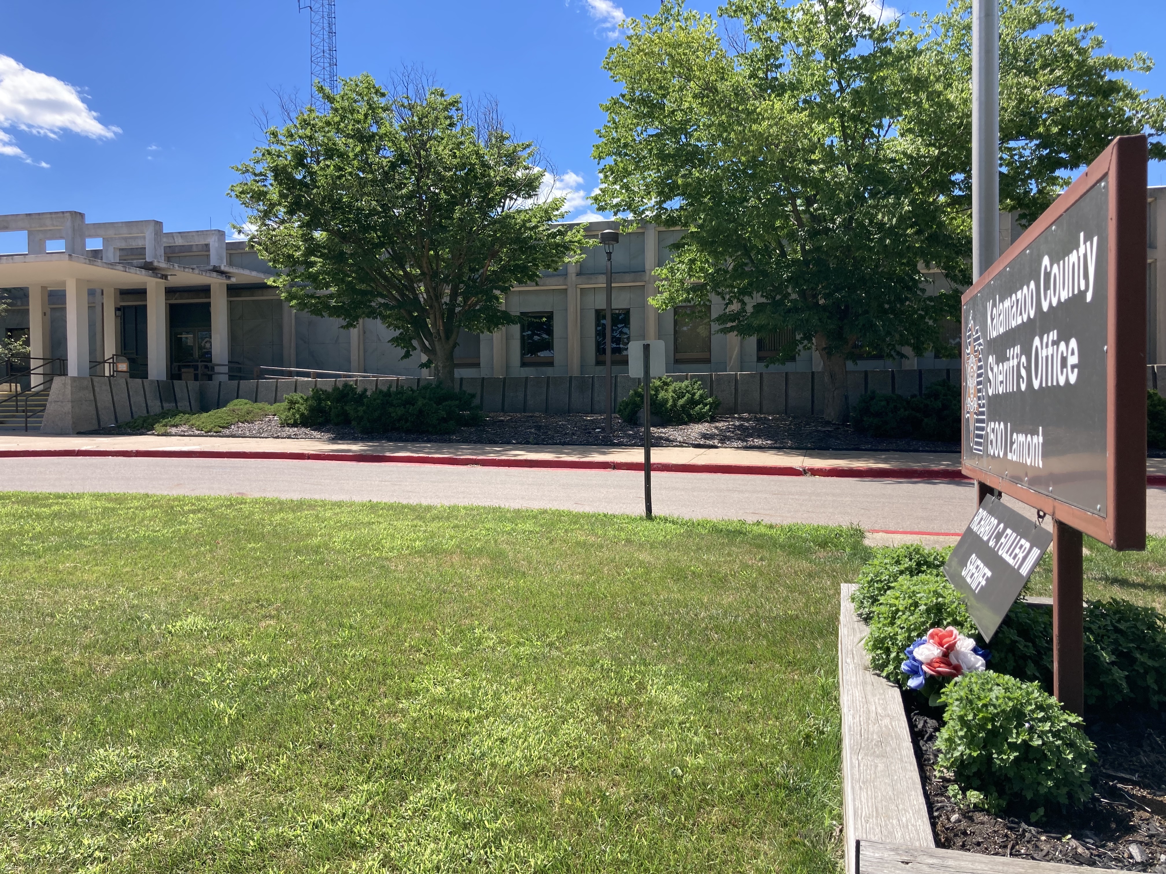 Kzoo Co. Sheriff's Office pic.jpg