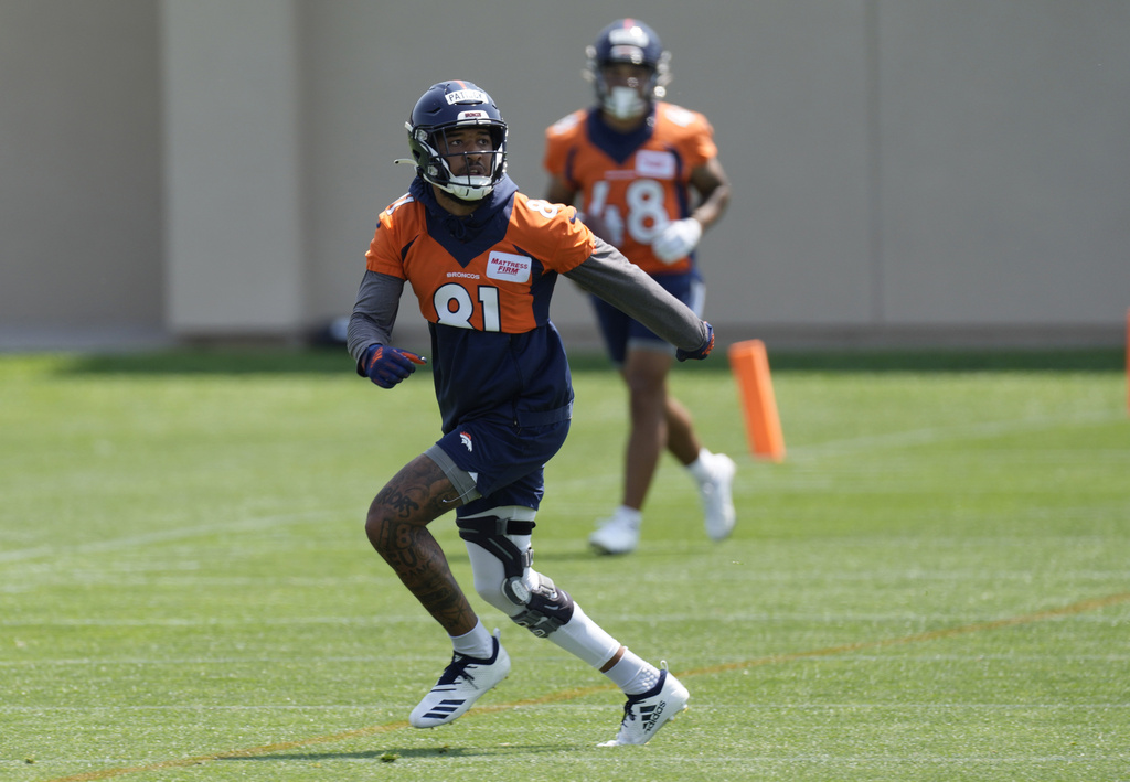 Broncos Football