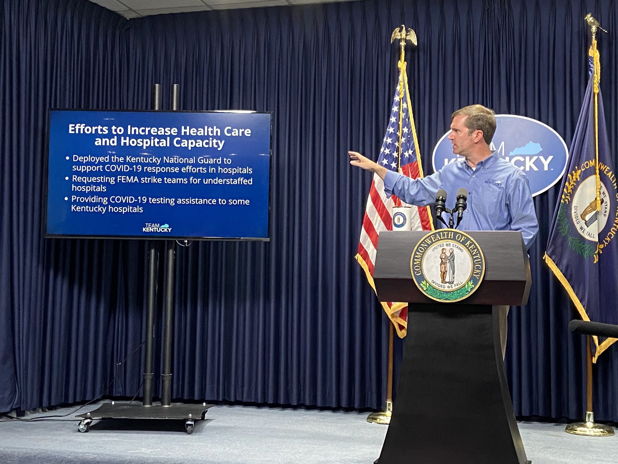 Beshear 8.26.21.jpg