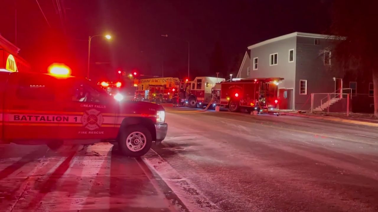 Fire burns apartment building in Great Falls
