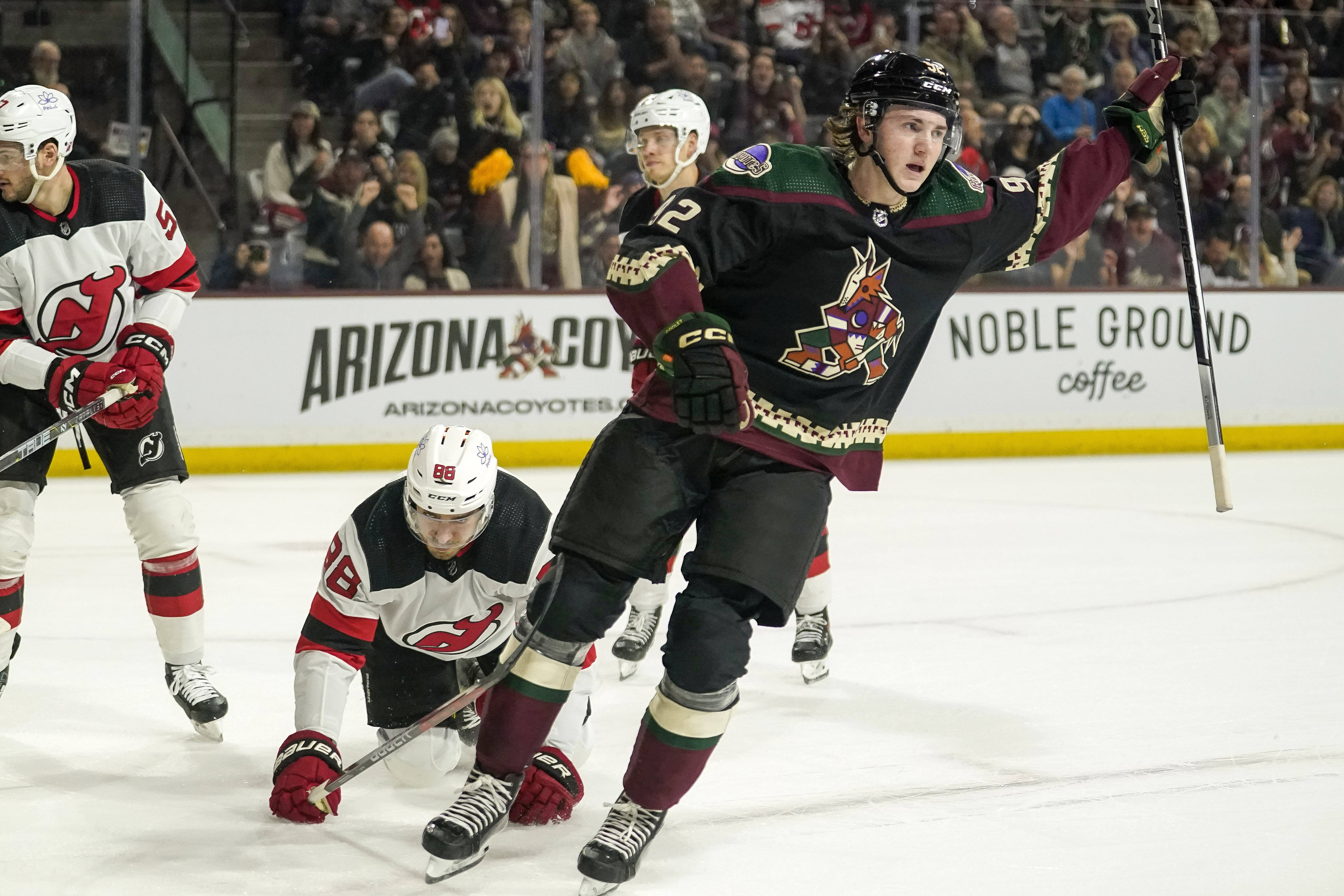 Devils Coyotes Hockey