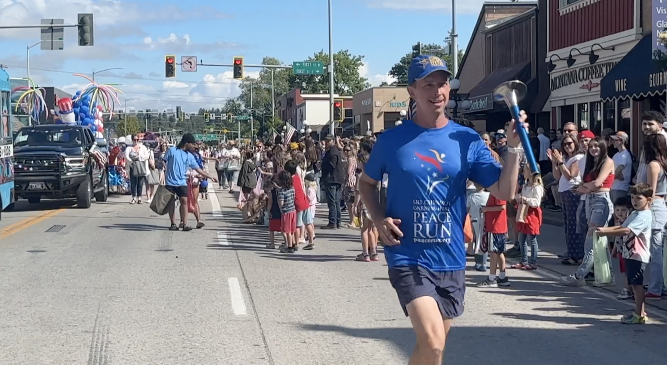 Kalispell 4th parade Peace Run 