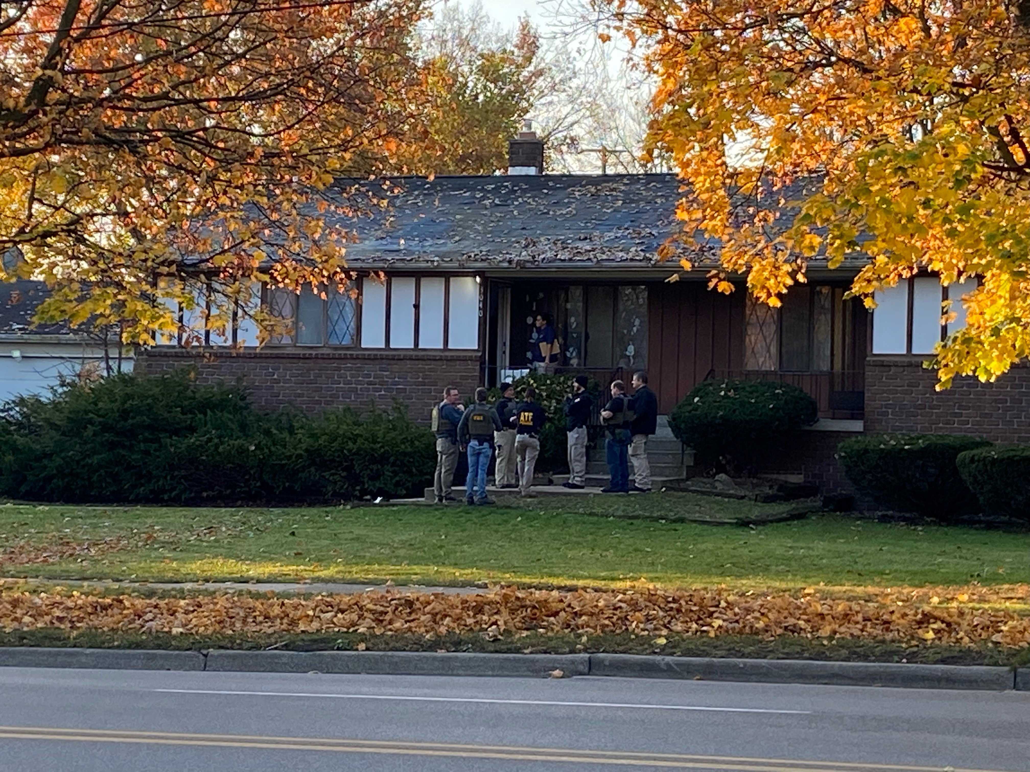 AFT and FBI raid near Calvin.jpg