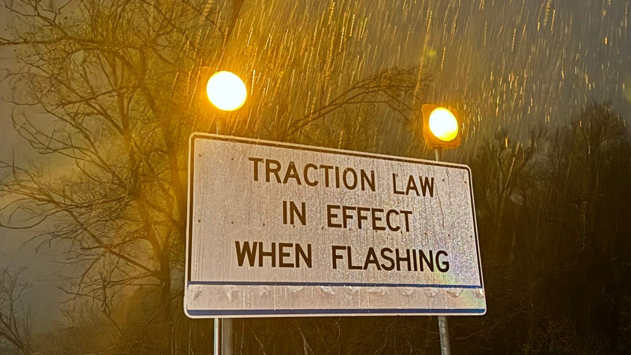 Snow, Traction Law