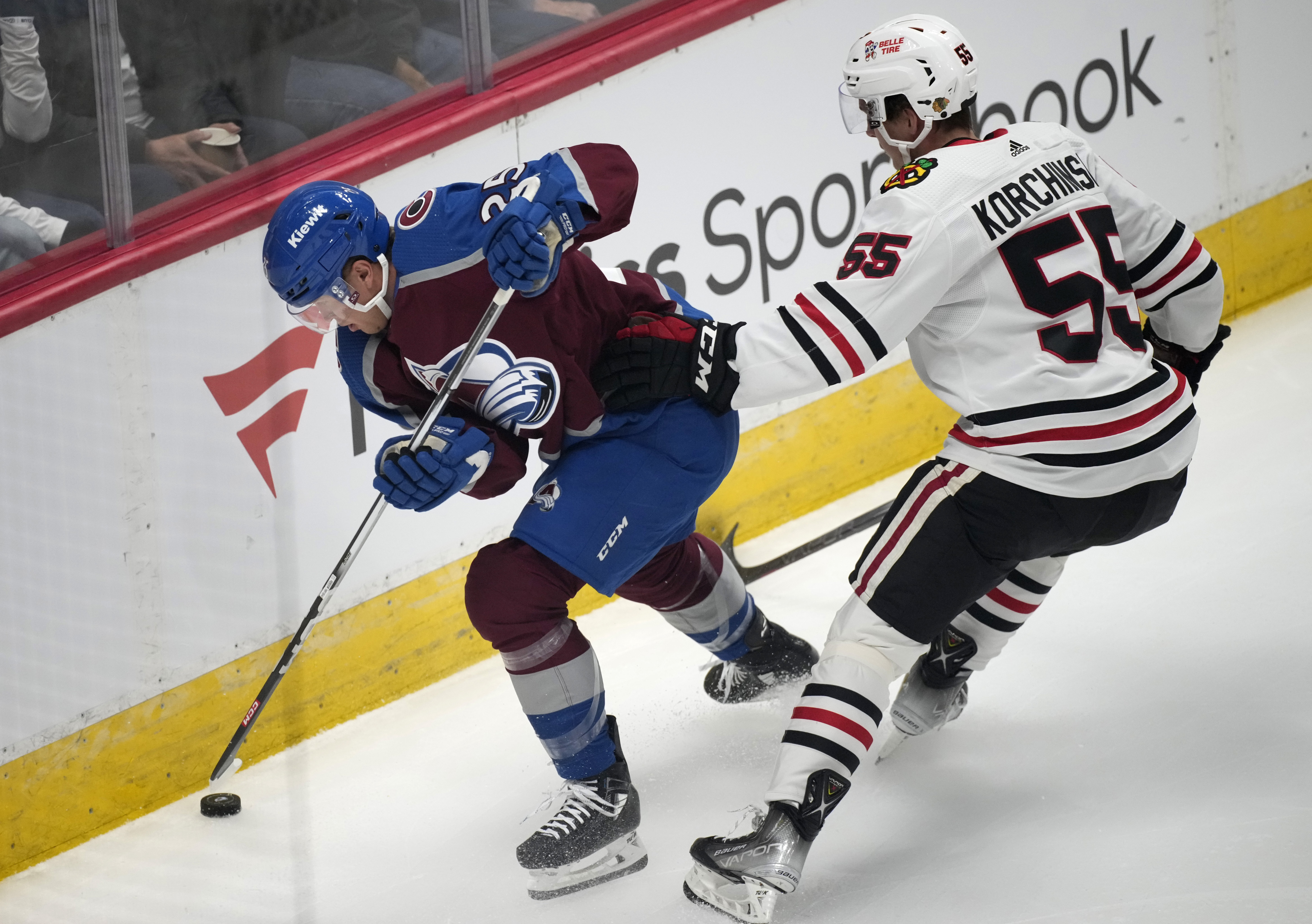 Blackhawks Avalanche Hockey