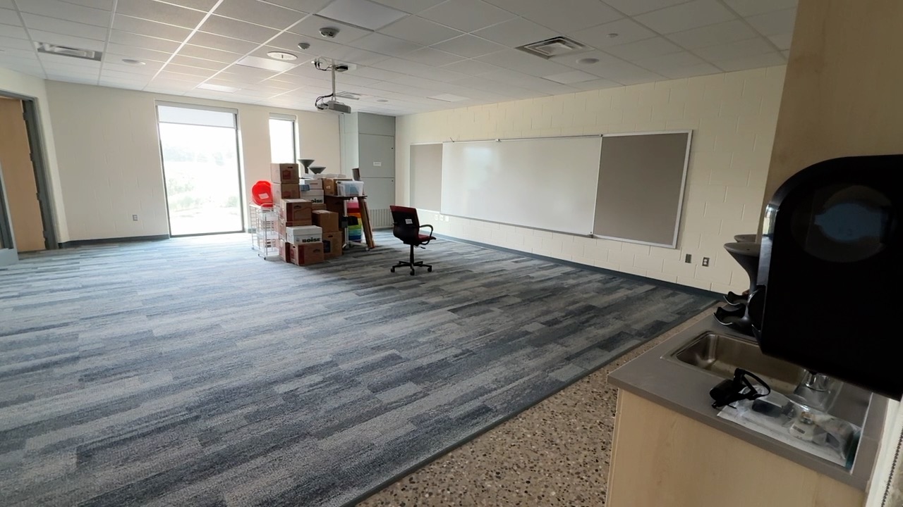 classroom 2.jpg