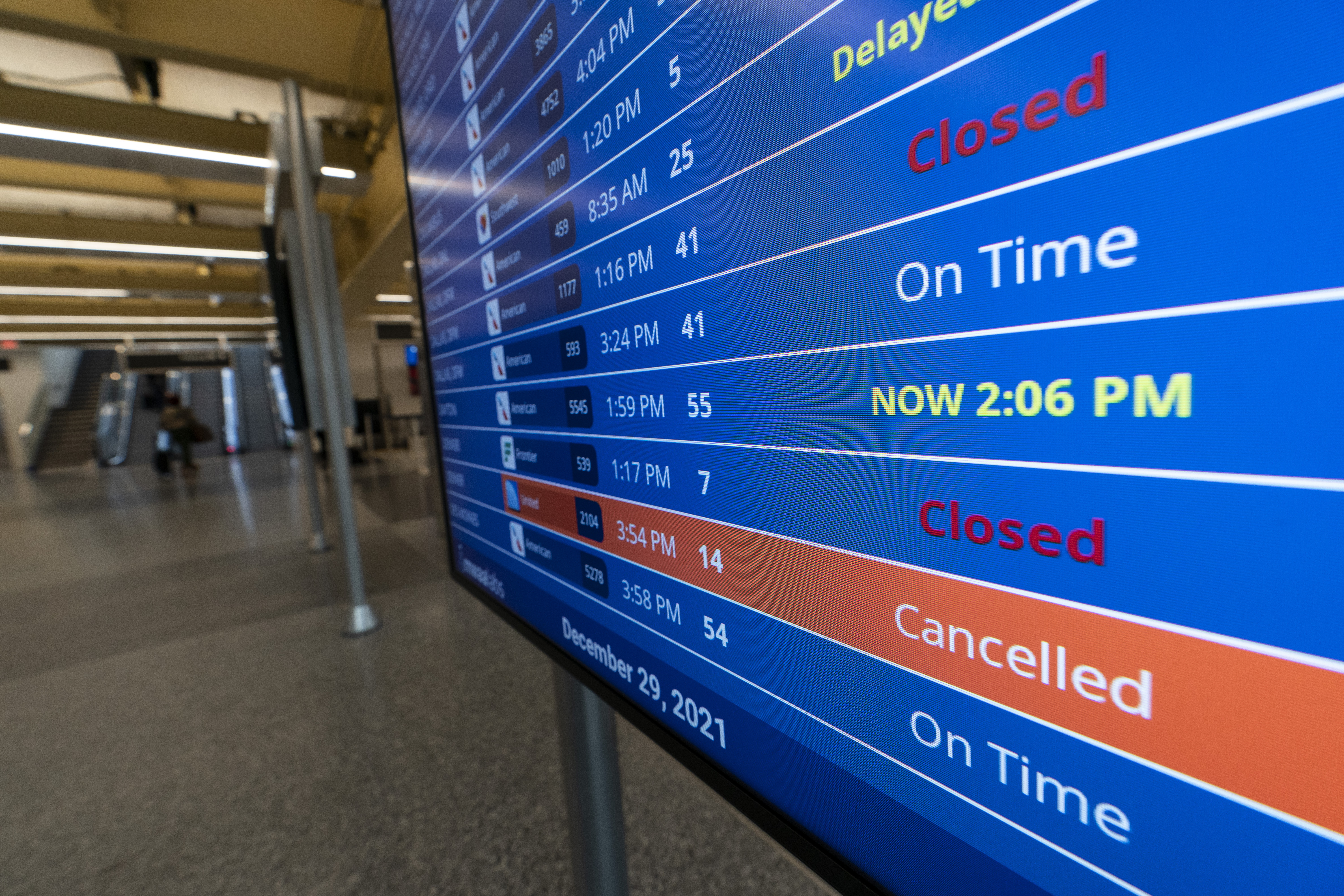 Flight Cancellations-Explainer