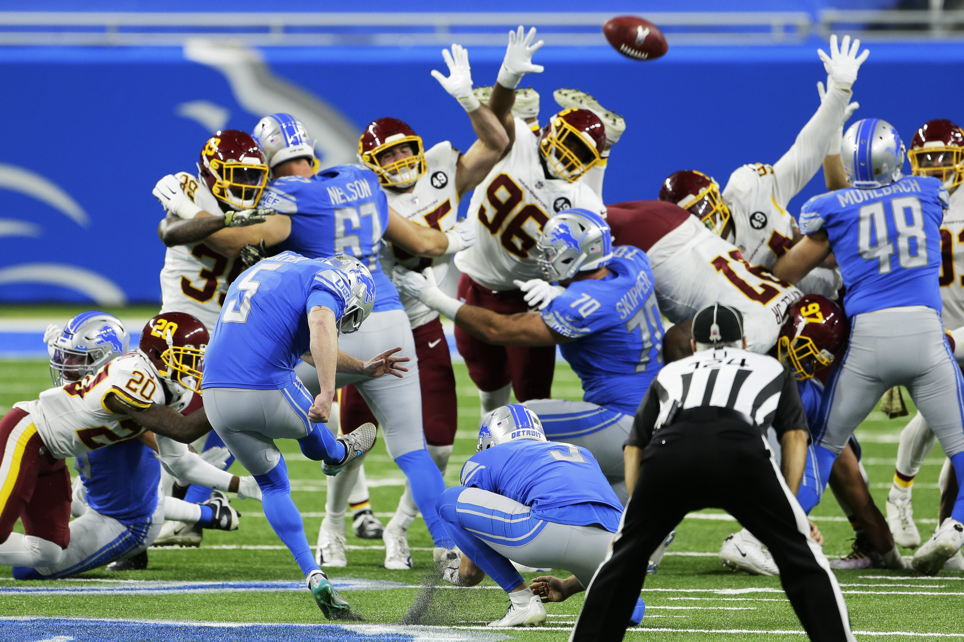 On Football: The long and the longer of NFL placekicking