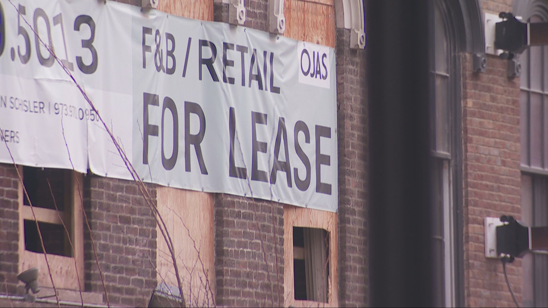 For Lease sign