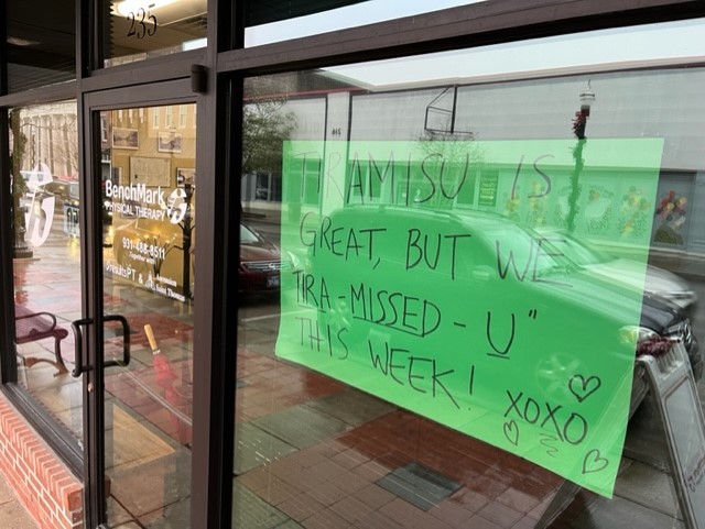 mcminnville signs.jpg