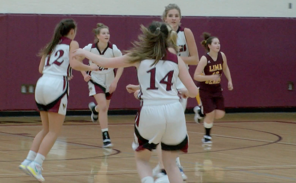 Manhattan Christian girls cruise past Lima, 81-19