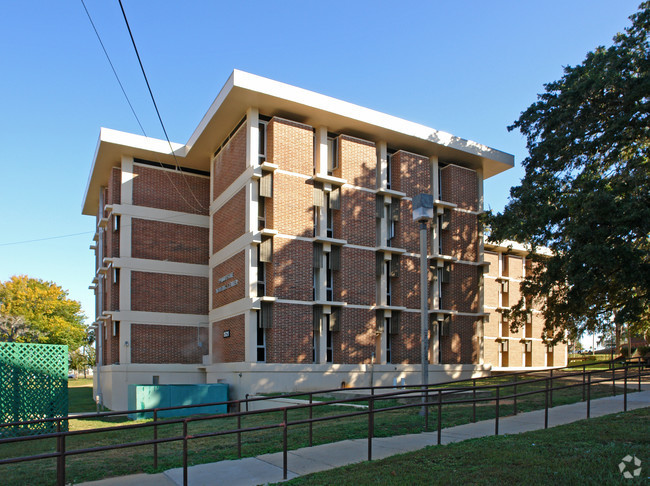 PC: FAMU, "Paddy-Fote"
