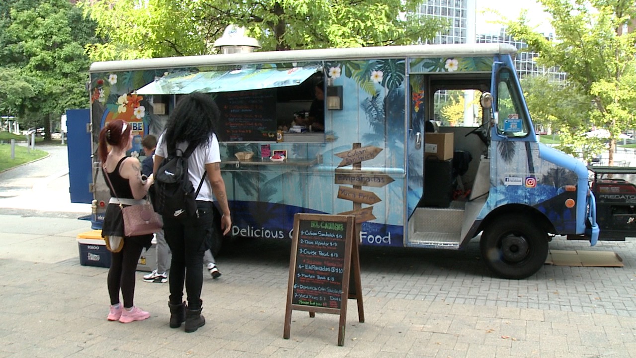 food truck pic 2.jpg