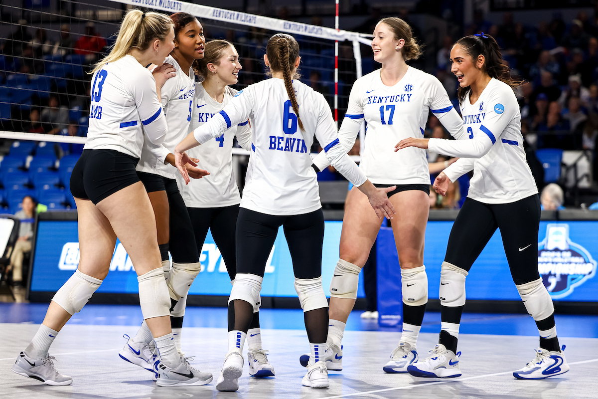 184_241205CSU_29EJ.JPG