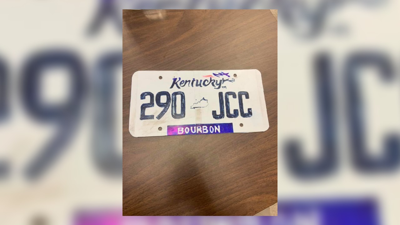Police in Kentucky pull vehicle over with drawn-on license plate