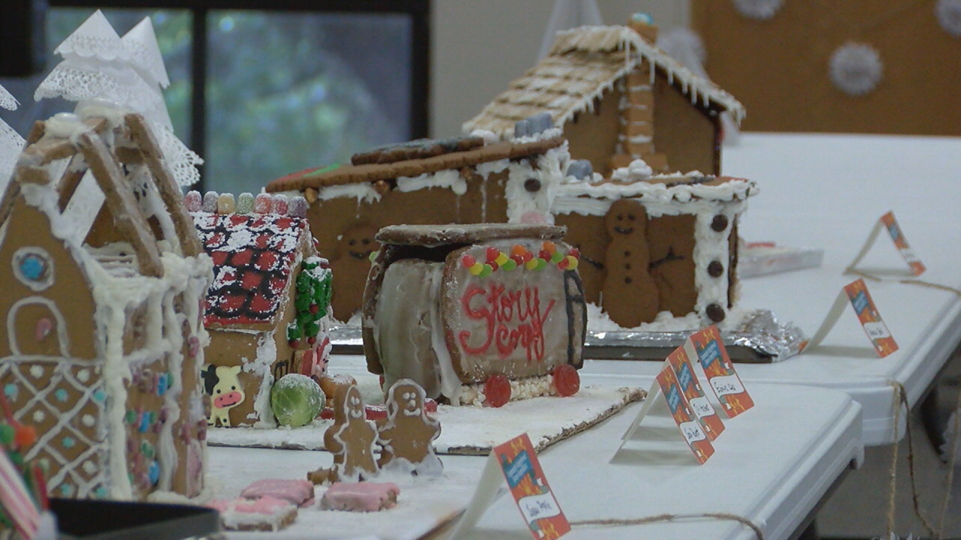 GINGERBREAD00000000.jpg