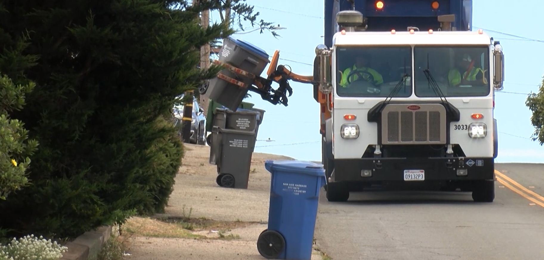 garbage pickup.jpg