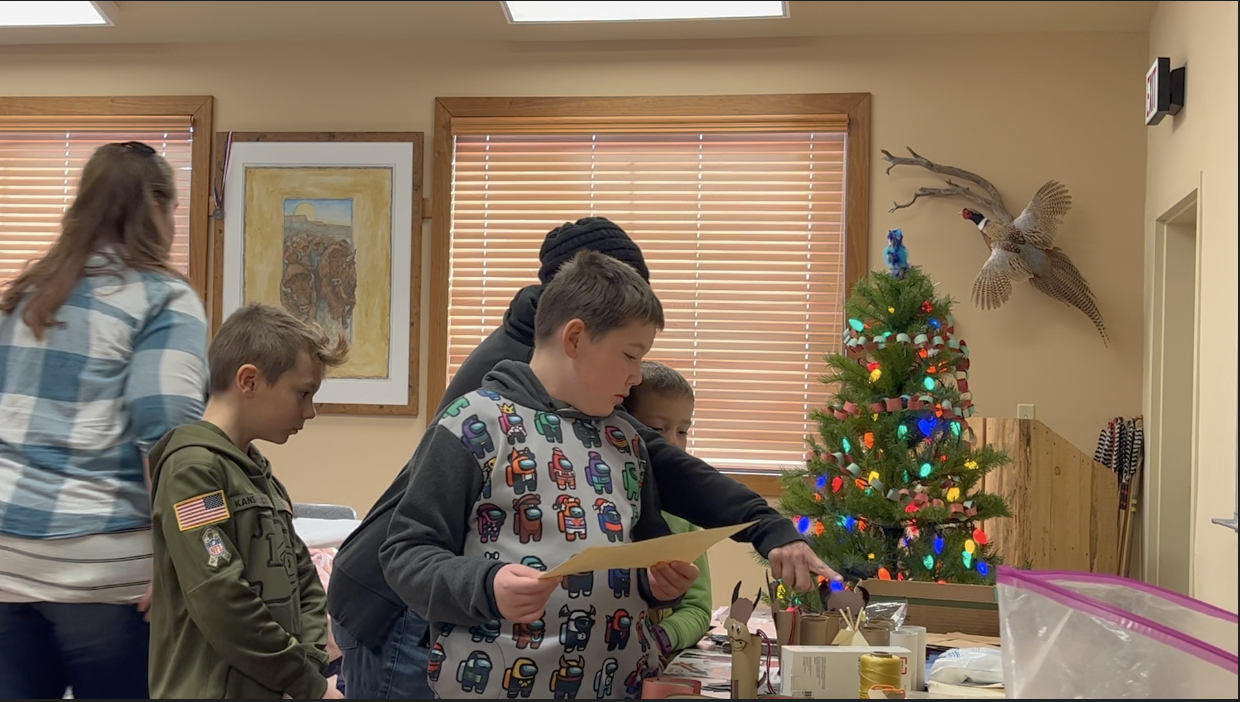 First Peoples Buffalo Jump hosted a "Trim the Tree" event