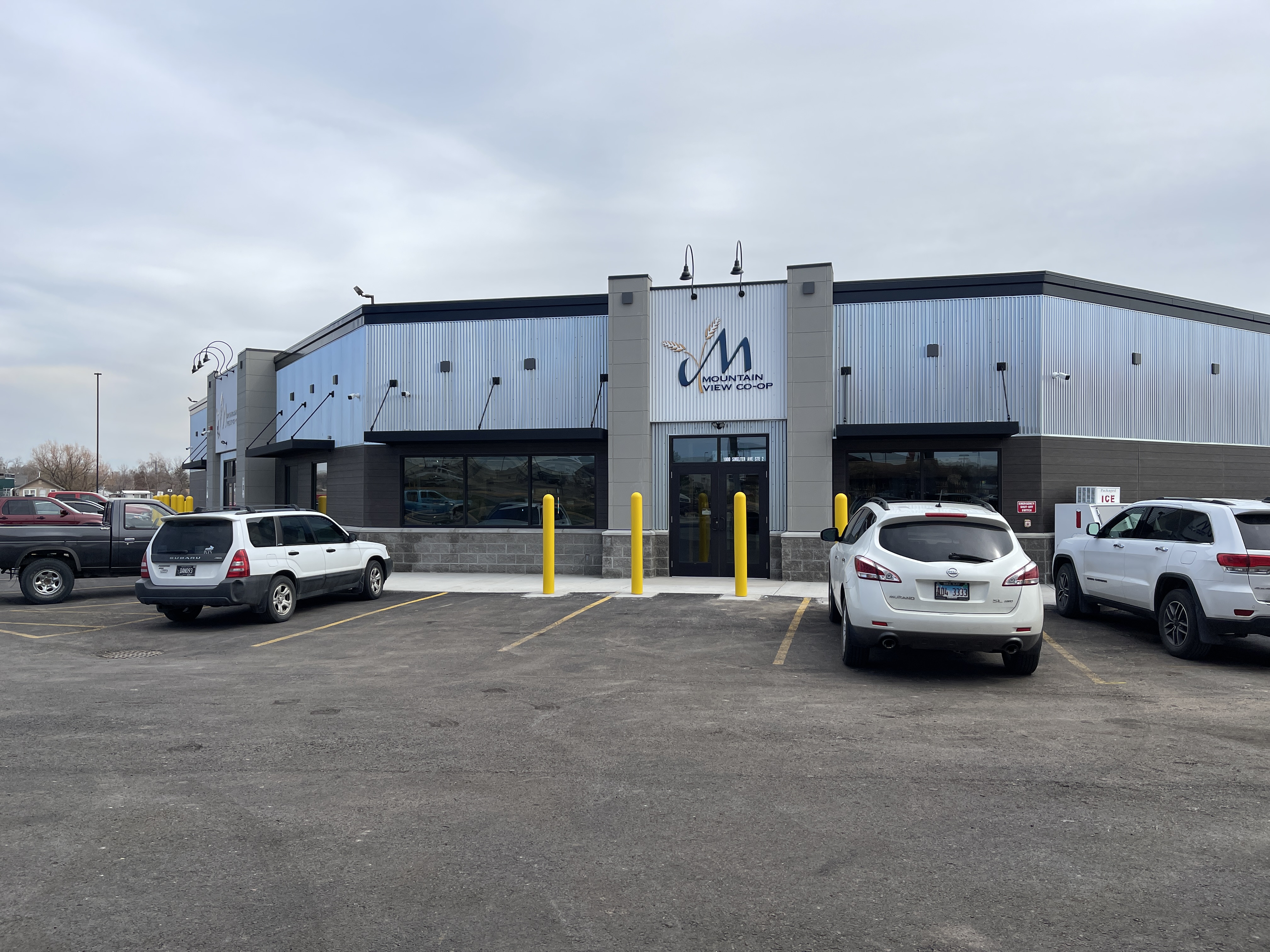 Mountain View Co-Op