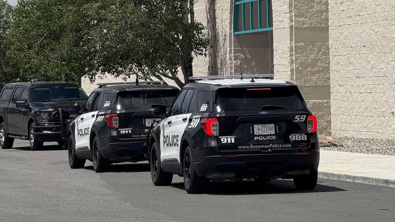 Montana malls targeted by bomb threats