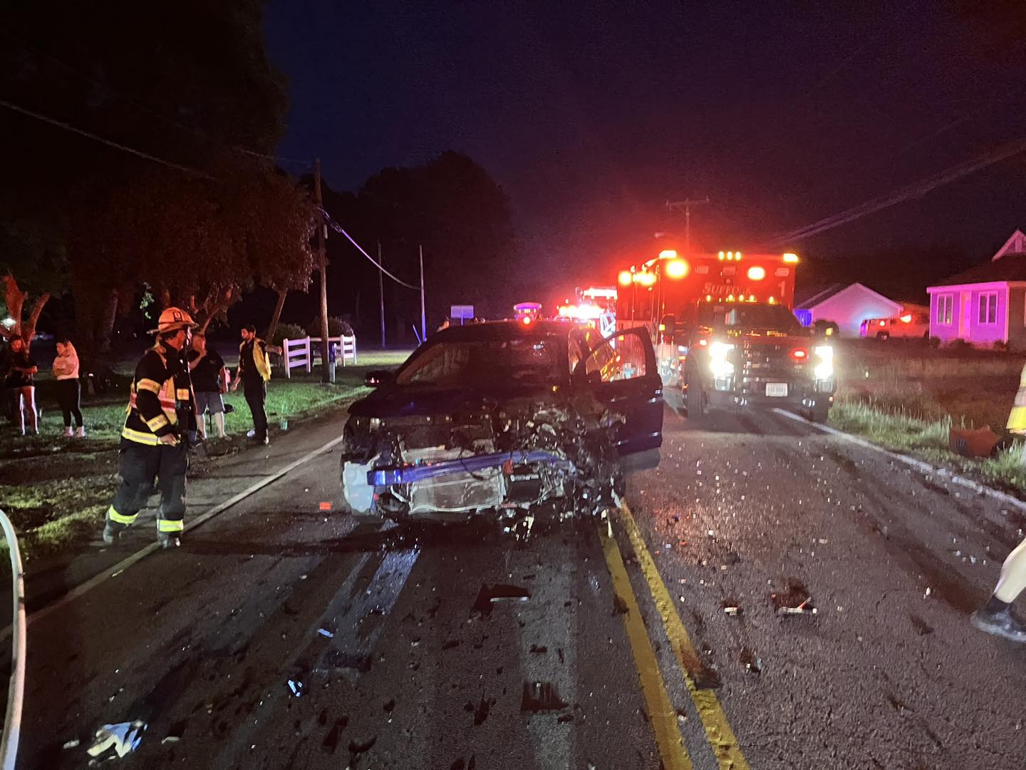 3 vehicle crash suffolk 2.jpg