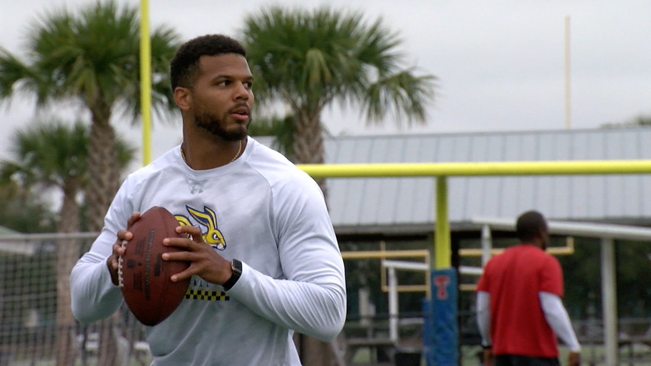 Chris Oladokun Kyle Burger WFTS2.jpg