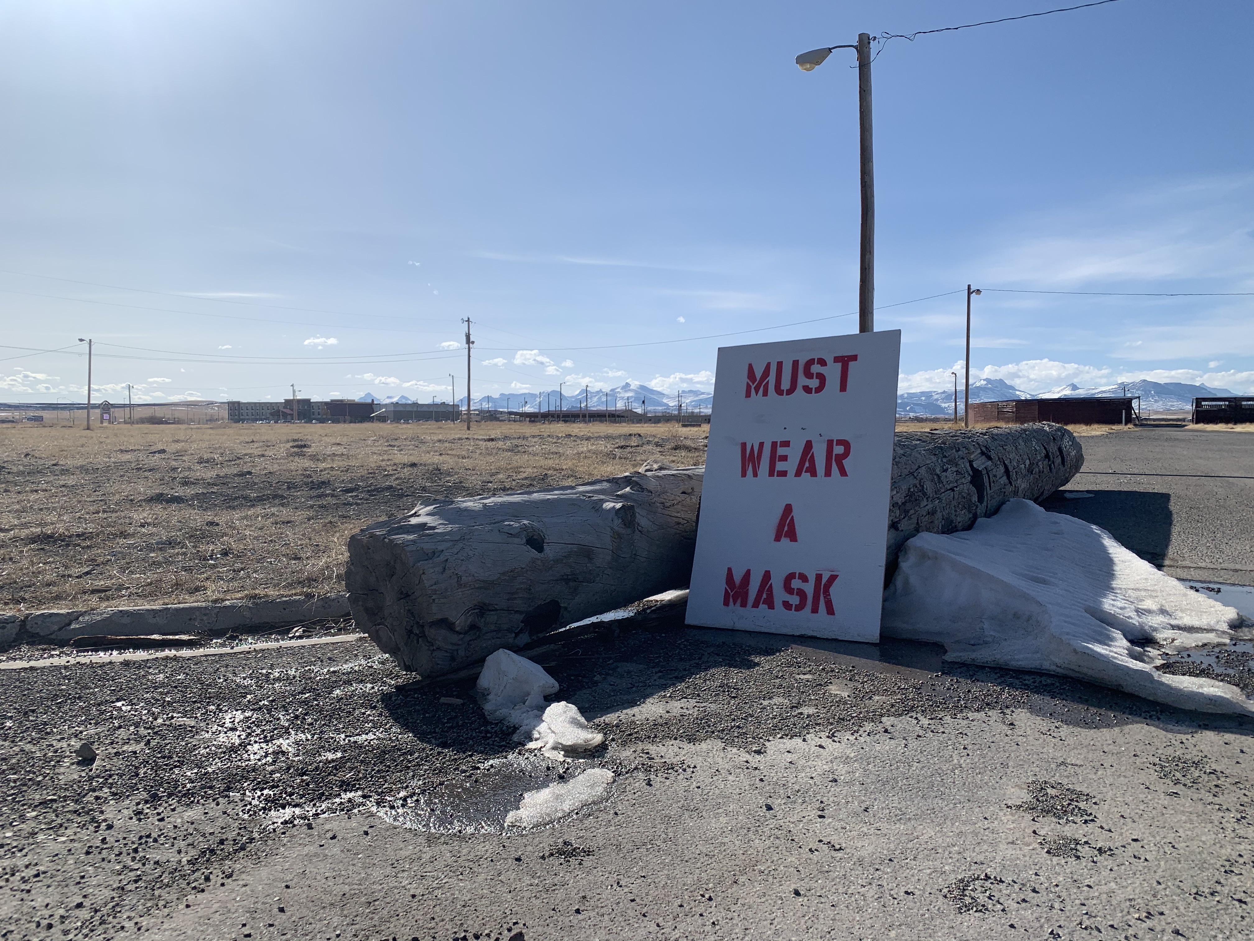 Browning mask sign.jpg