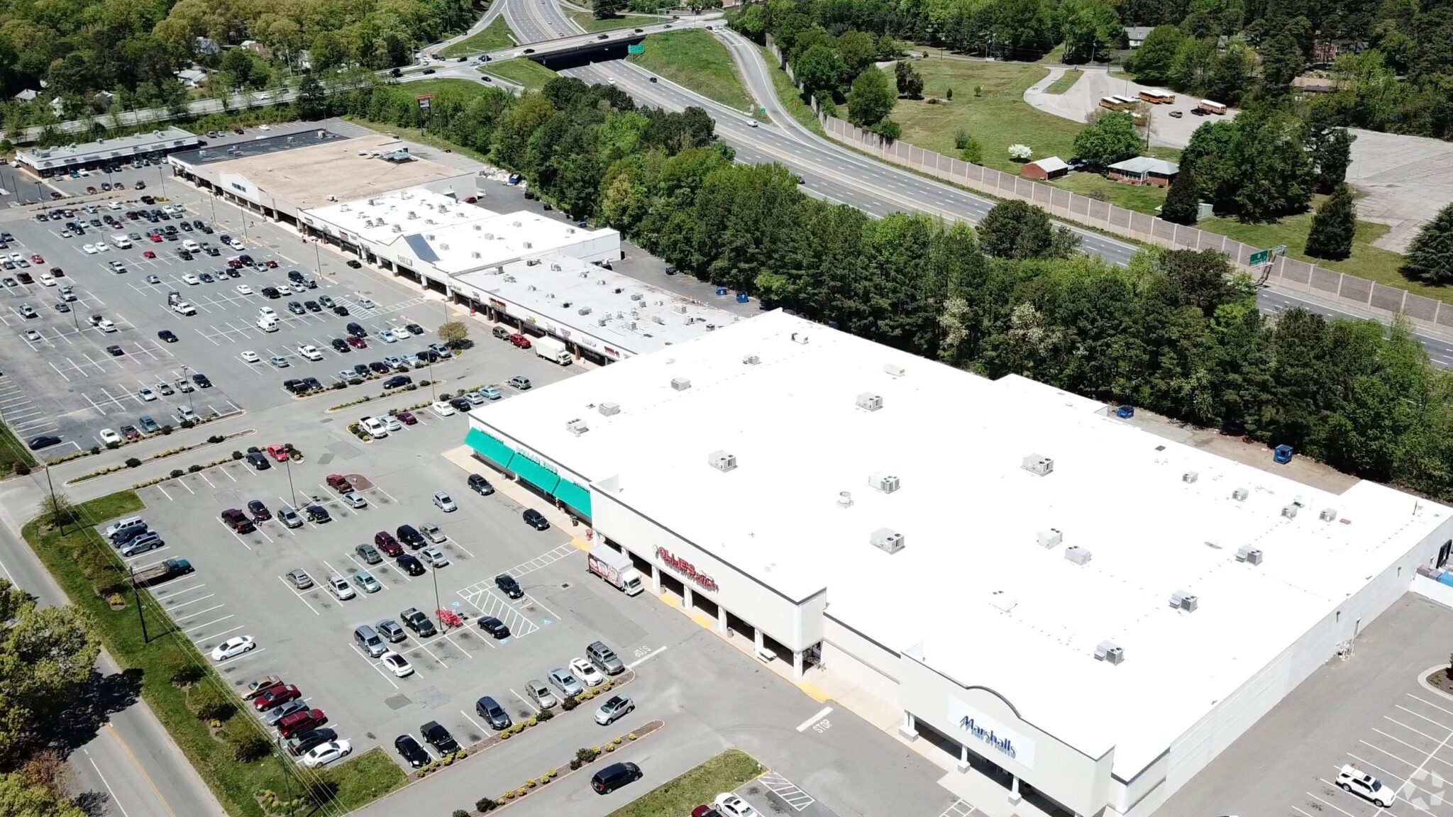 Meadowdale-Plaza-Aerial-2048x1152.jpg