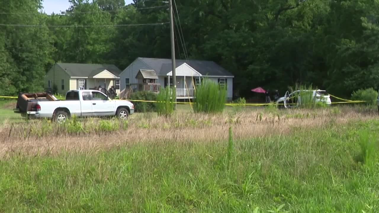 2 killed, 4 others injured in Eastern Shore shooting spree
