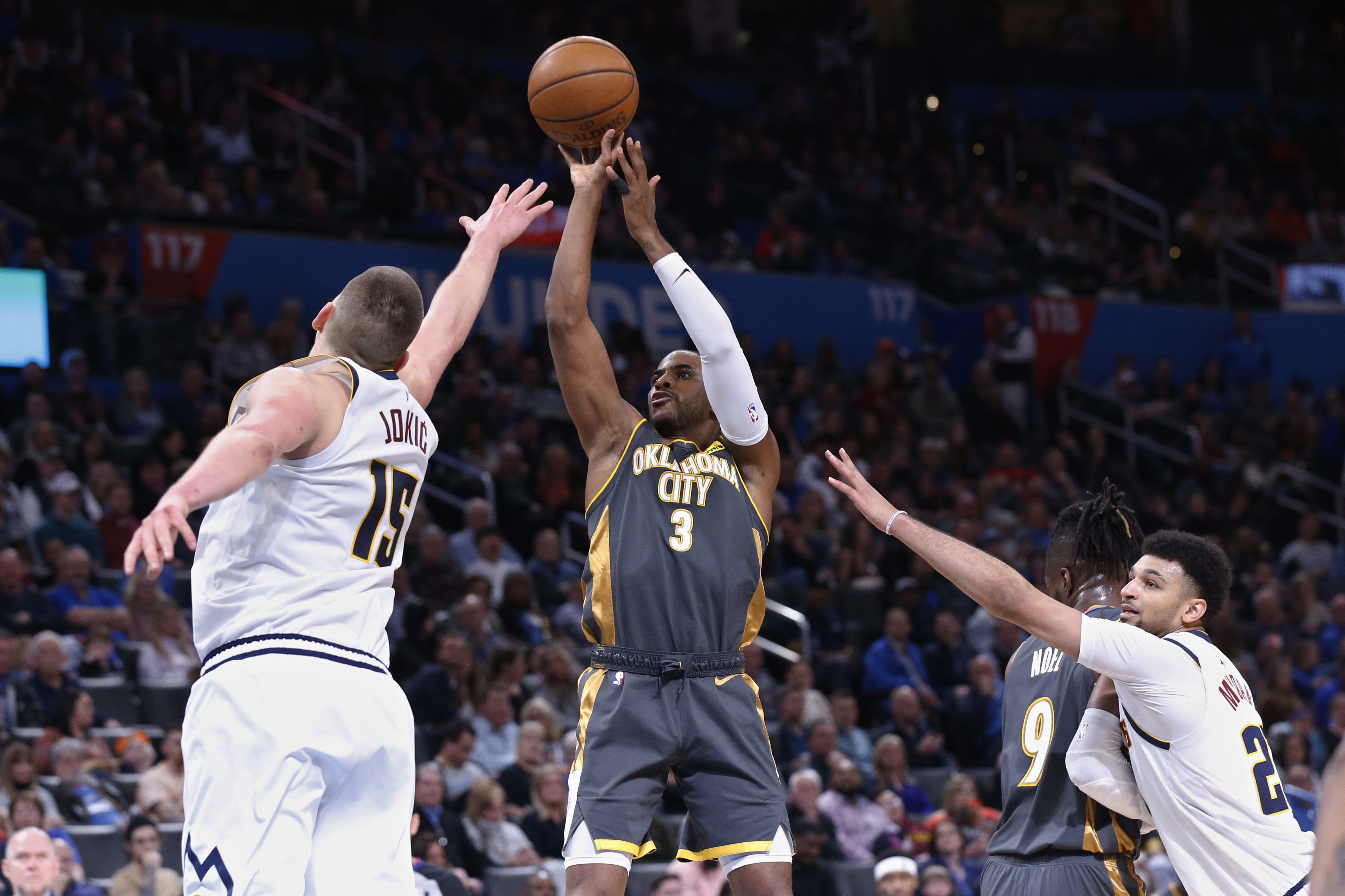 Chris Paul scores 29 points, leads Thunder past Nuggets
