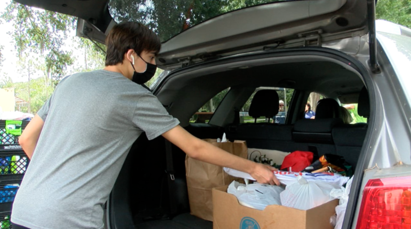 COMMUNITY FOOD PANTRY.jpg