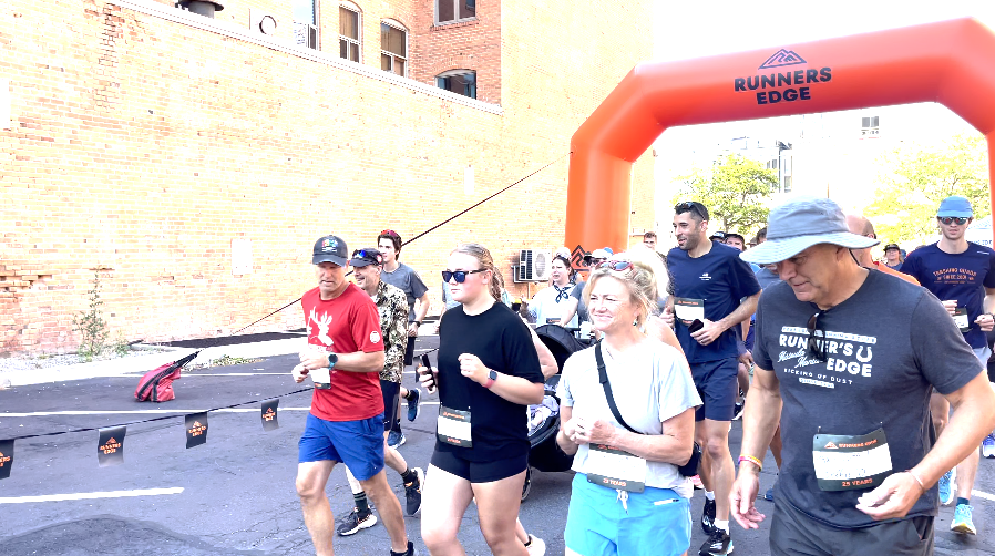 The Runner's Edge community group run 