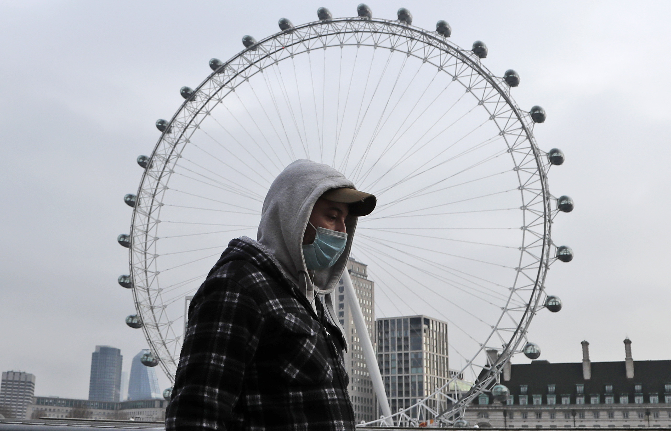 APTOPIX Virus Outbreak Britain