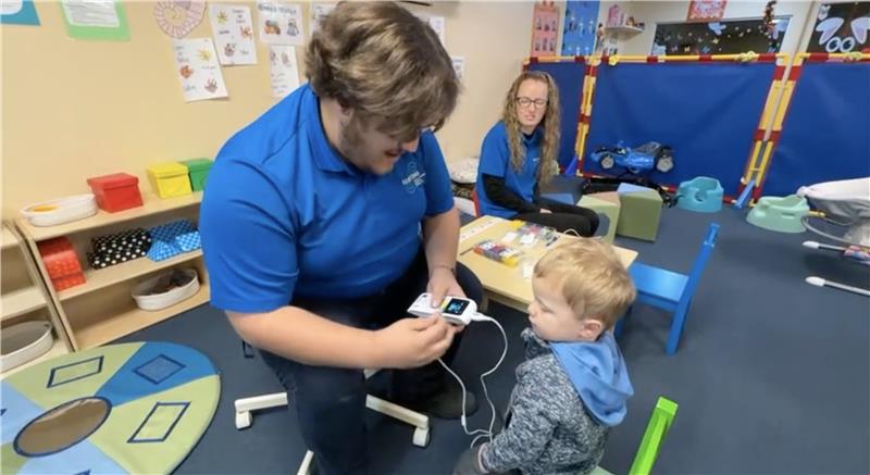 Florida program provides free hearing screenings and hearing devices to children