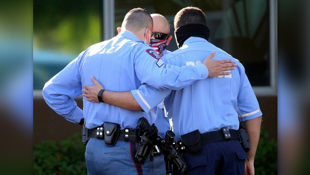 Officers mourning.jpg
